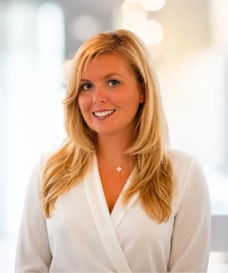 Olivia F Headshot